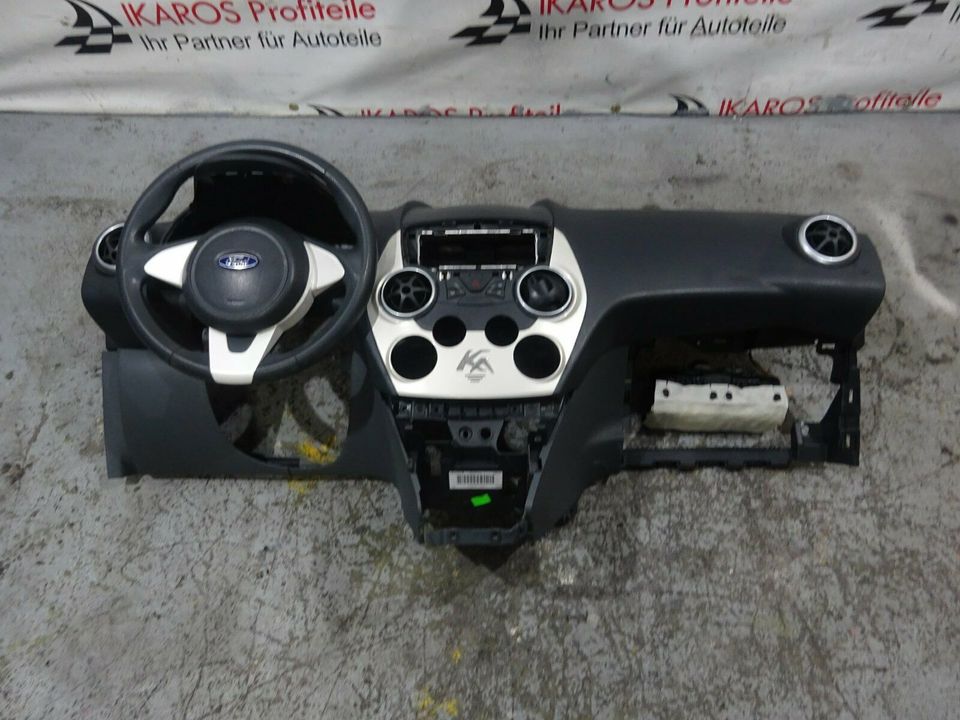 Ford KA 2 RU8 Armaturenbrett Dashboard Cockpit Lenkrad Abdeckung in Bruchsal