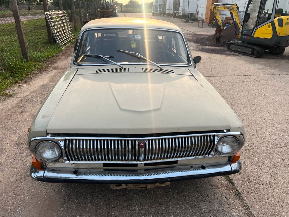 Wolga M24 Volga 24 Gas Gaz PKW Oldtimer Russland M21 in Osterweddingen