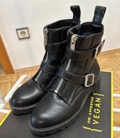 VEGAN Peta Salma Buffalo Plateau Boots Stiefel Gothic Biker 40 Bochum - Bochum-Süd Vorschau