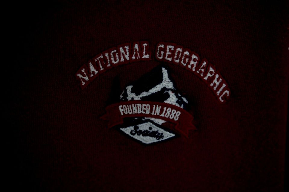 Sweatshirt National Geographic Gr. XXL Kaputze bordeaux rot in Halsbach