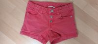 Mexx rote Jeans Shorts 122 - guter Zustand! Kiel - Schilksee Vorschau