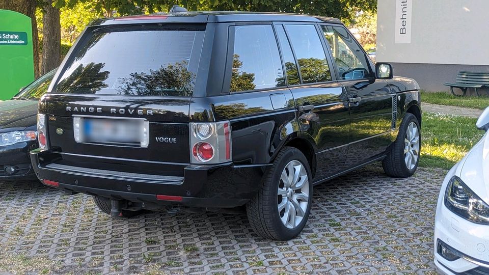 Range Rover Vogue L322 Ohne Rost AHK 3.5 Tausch in Nauen