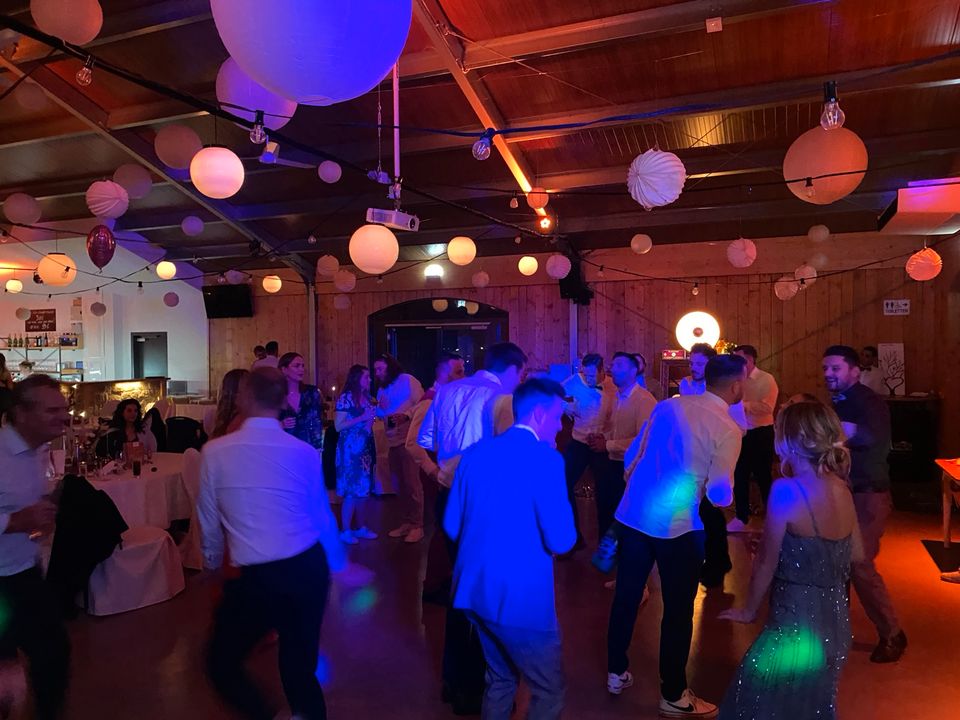 YOUR WEDDING DJ - dein perfekter DJ für deine Veranstaltung in Köngen