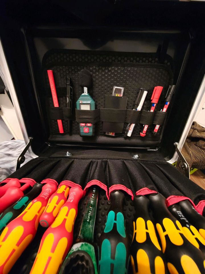 XXL Werkzeugkoffer Knipex, Wera Bosch Professional in in Düsseldorf