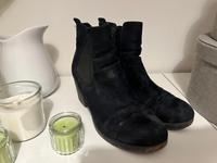Dunkel blaue Stiefel zu verkaufen Thüringen - Eisenach Vorschau
