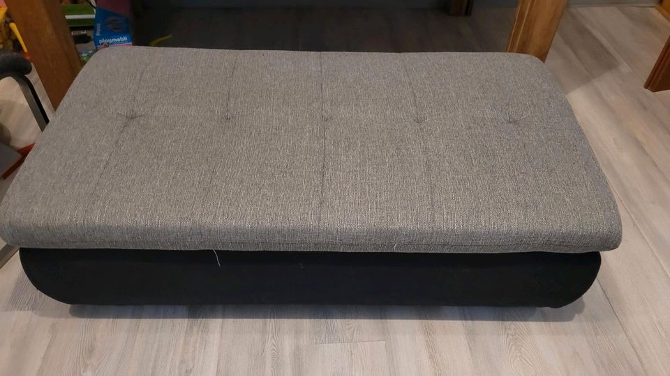 Sofa hocker sitzhocker abzugeben in Visselhövede