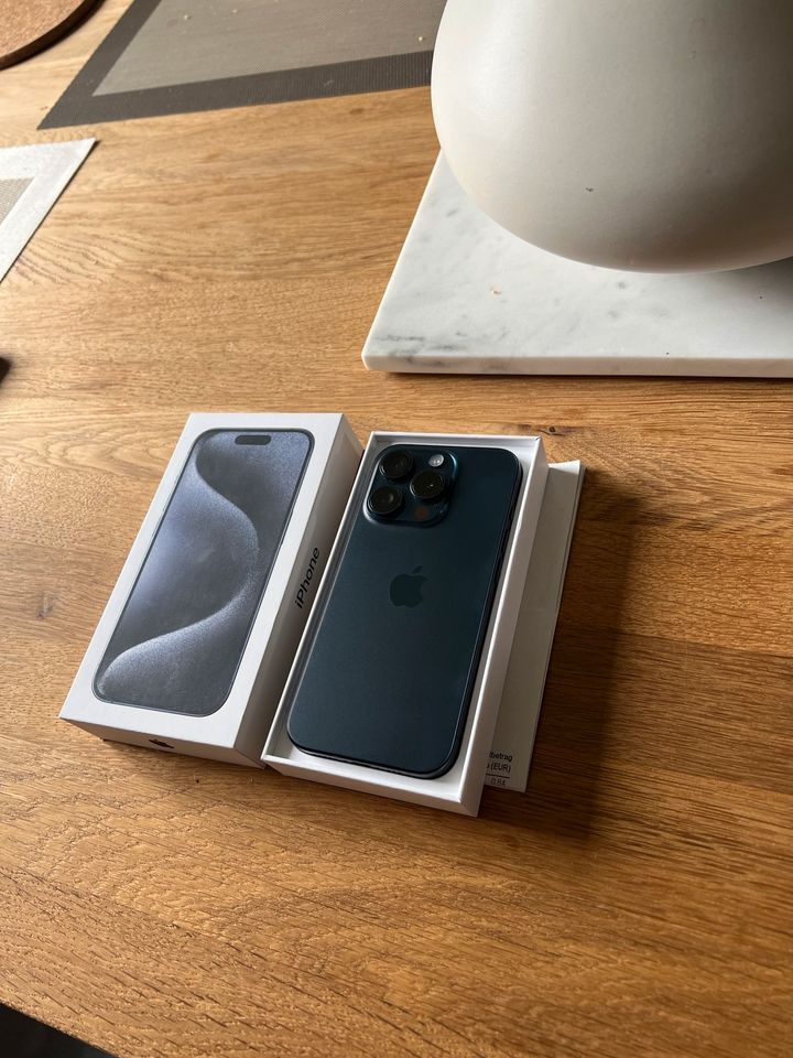 Iphone 15 Pro 128 Gb Titan Blau Top + Garantie! in Hamburg