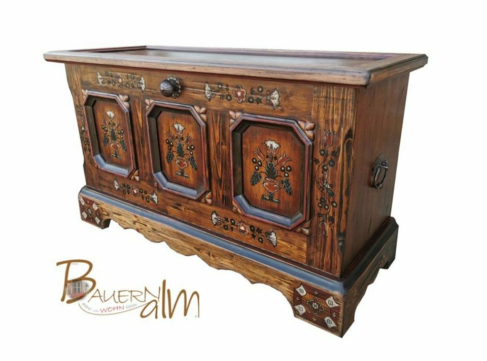 Anno 1700 braun Truhe Bauerntruhe Flurschrank Flur Landhaus 729€* in Fulda