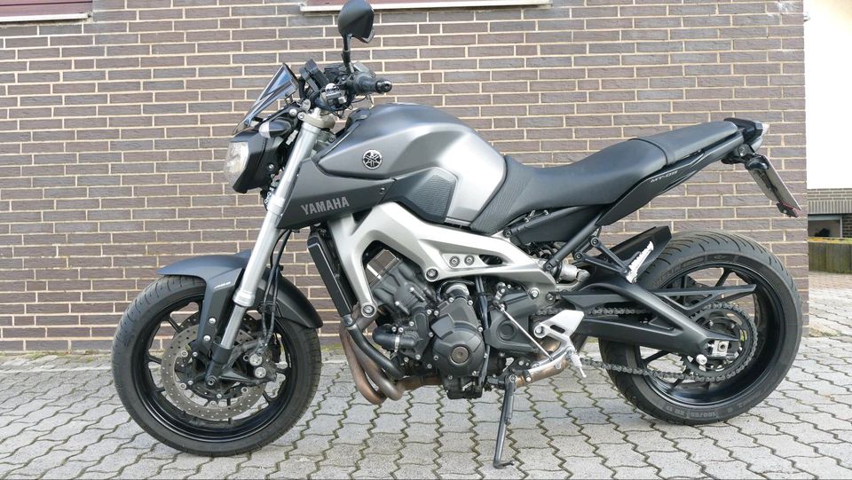 Yamaha MT 09 in Bockenem