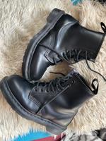 Dr. Martens Black/Black Gr. 39 Hamburg-Mitte - Hamburg Neustadt Vorschau