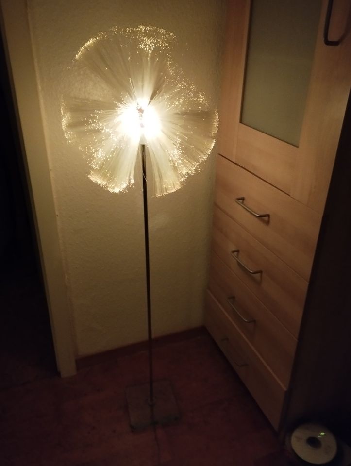 Retro Lampe mit Leuchtioden in Mühlacker