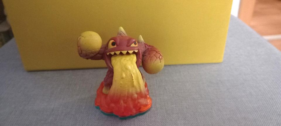 Skylander pro Figuren 3 euro in Werne