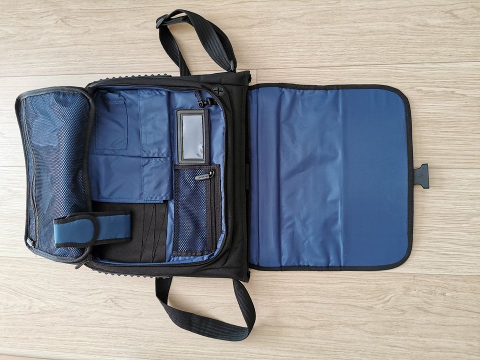 Tasche für Laptop oder Notebook, Marke Targus, blau/schwarz in Chemnitz