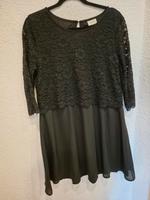 Schwarzes Spitzenkleid / Vila / Größe 40 Bayern - Triftern Vorschau