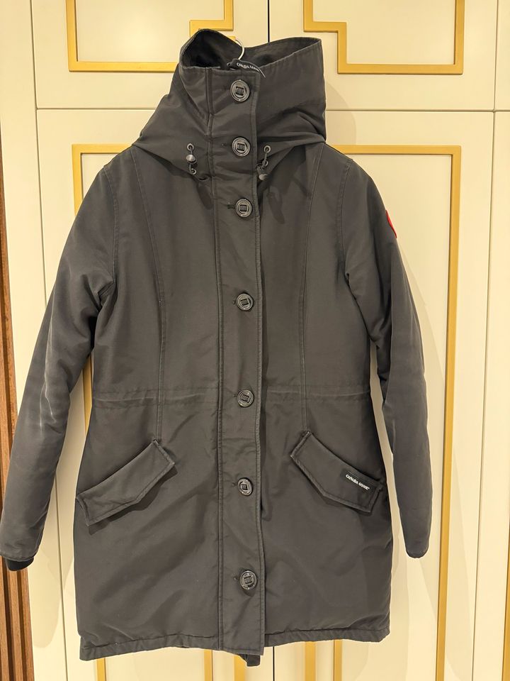 Original Canada Goose Parka Jacke Damen in München