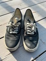 Vans authentic gr 40 used Look kaum getragen Nordrhein-Westfalen - Kaarst Vorschau