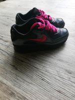 Nike Air Kinder 35,5 Hessen - Marburg Vorschau