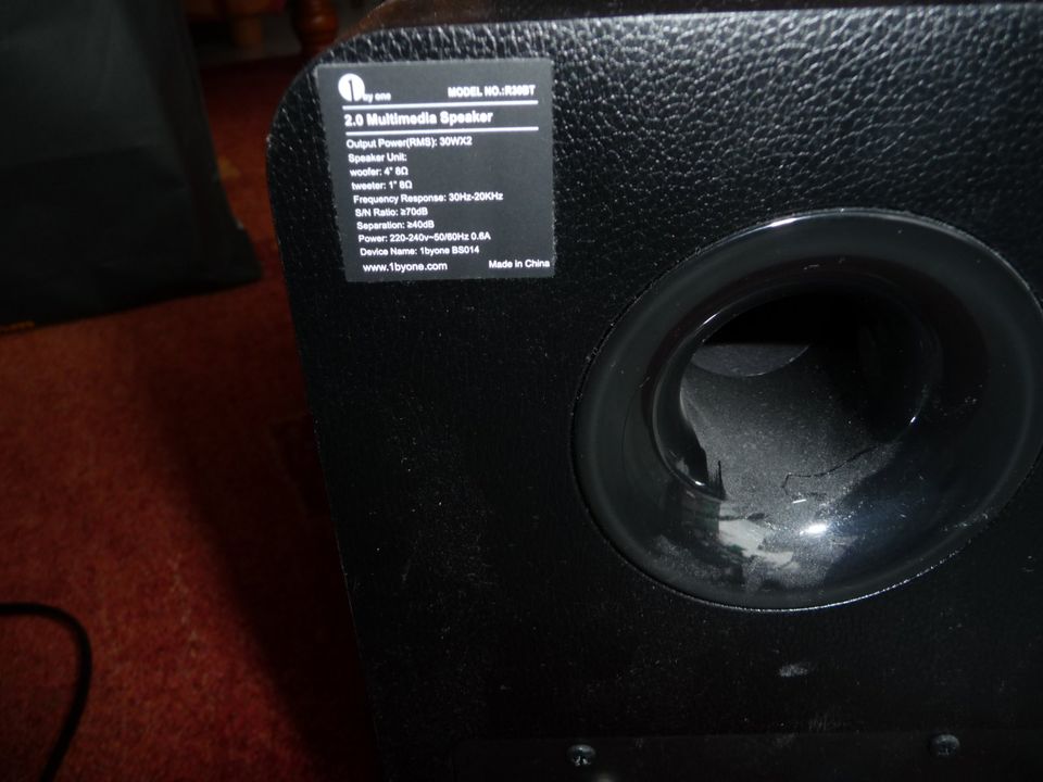 2 aktive Lautsprecherboxen je 30W in Remagen