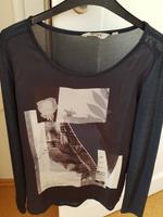 Garcia Langarm Shirt mit Druck wie neu Gr. S Sachsen - Delitzsch Vorschau