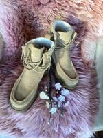Zara Boots , Plateau , beige, gefüttert, Wildleder, Echtleder Hessen - Viernheim Vorschau