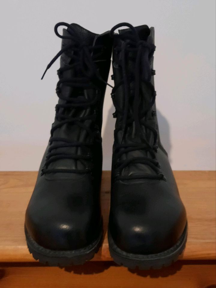 Orig. Neue BW Bundeswehr Springerstiefel Größe 270 Top Einsatzsti in Schiltberg