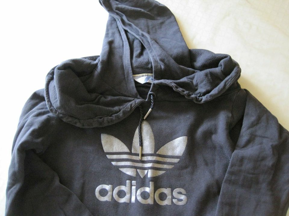 Kapuzenpullover Adidas in Massing