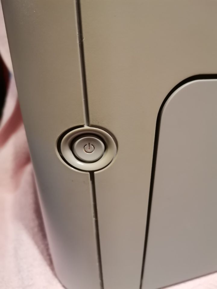 HP LaserJet P1505 Drucker mit kleinem Mangel Ein & Aus schalter in Oer-Erkenschwick