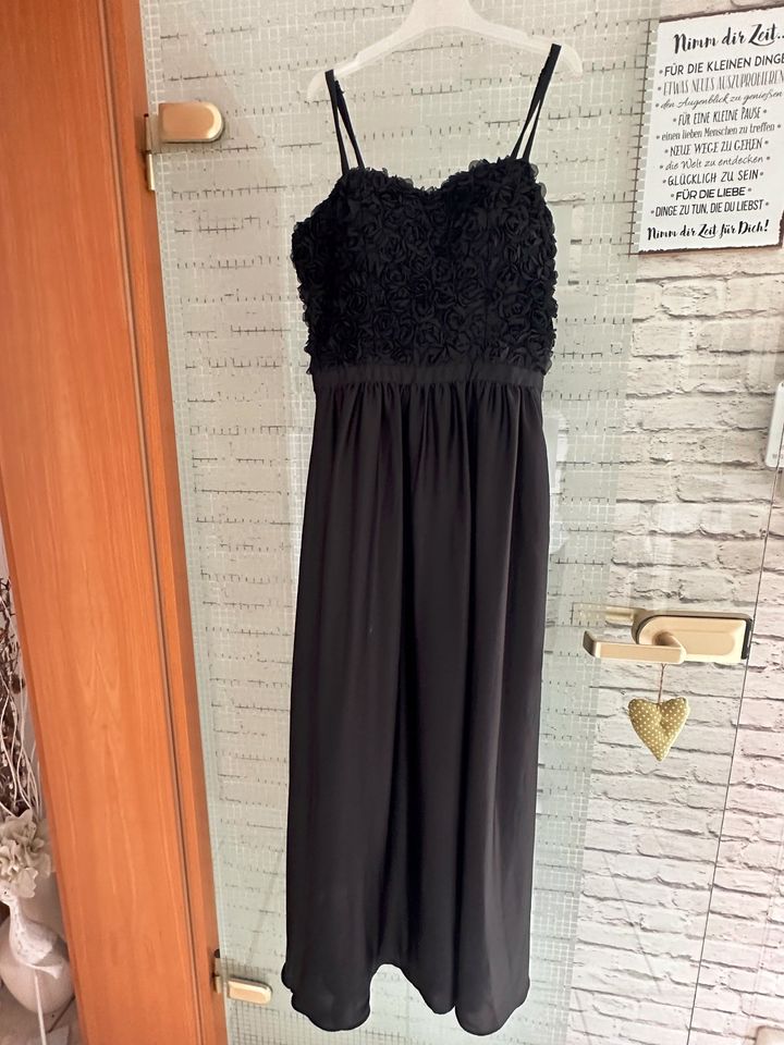 Abendkleid Abiballkleid lang Gr 34 schwarz w Neu in Herdecke