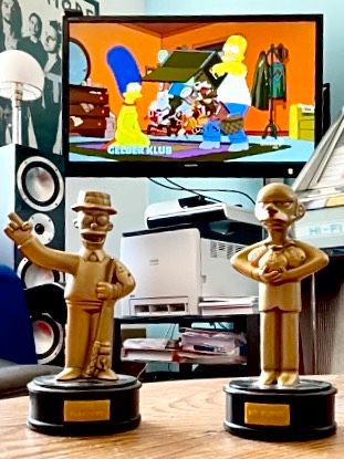 2 x THE SIMPSONS FIGUREN AWARD GOLD NED FLANDERS MR. BURNS TOP in Bremen