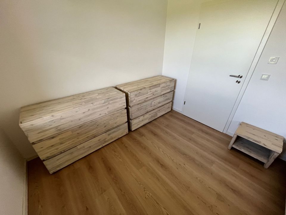 Sehr schönes Echtholz Schlafzimmer, Top Qualität, wie neu! in Dietramszell