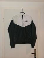 Nike Jacke Gr. 34 Neu Sachsen - Großpösna Vorschau