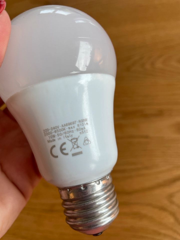 Osram Lightify Glühbirne in Dirlewang