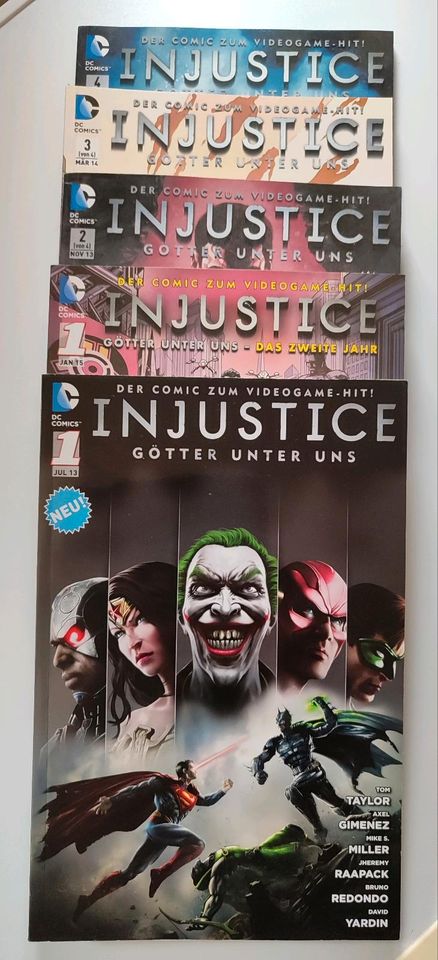 Injustice Comics 1 bis 4 in Oberasbach