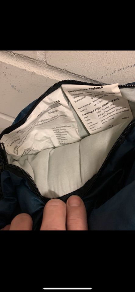 Steppdeckenschlafsack von Sierra Designs blau Innenlänge 187cm in Berlin