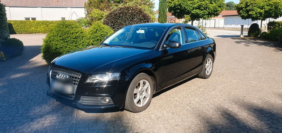 ***AUDI A4 1.8 TSI 120 PS LIMOUSINE*** in Schacht-Audorf