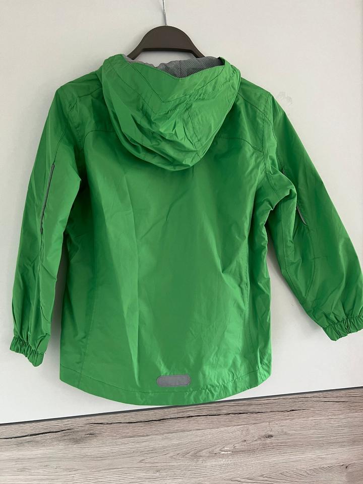 grüne Regenjacke Windjacke Gr. 128 Mädchen Neu mit Etikett in Dresden