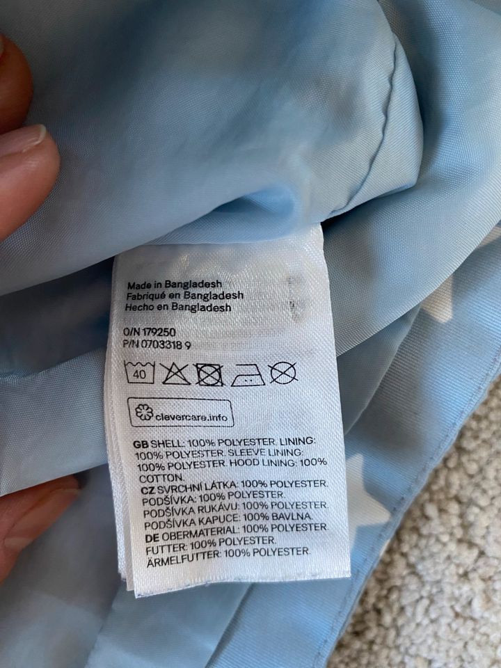 H&M Regenjacke Größe 74 inklusive Versand in München