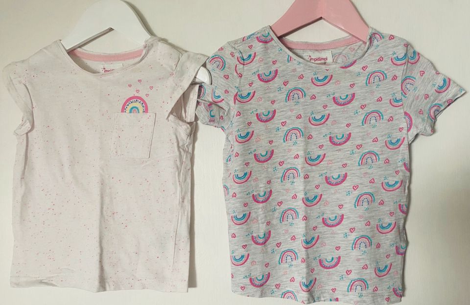 2x T-Shirt Sommer Shirt Mädchen bunt Rüschen 92 Regenbogen w. NEU in Sand a. Main