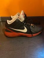Nike Sneaker / Schuhe Overplay VIII Herren Gr. 47 Bayern - Friedberg Vorschau