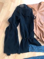 4 Oberteile Kleiderpaket Größe 36 Stuttgart - Stuttgart-Ost Vorschau