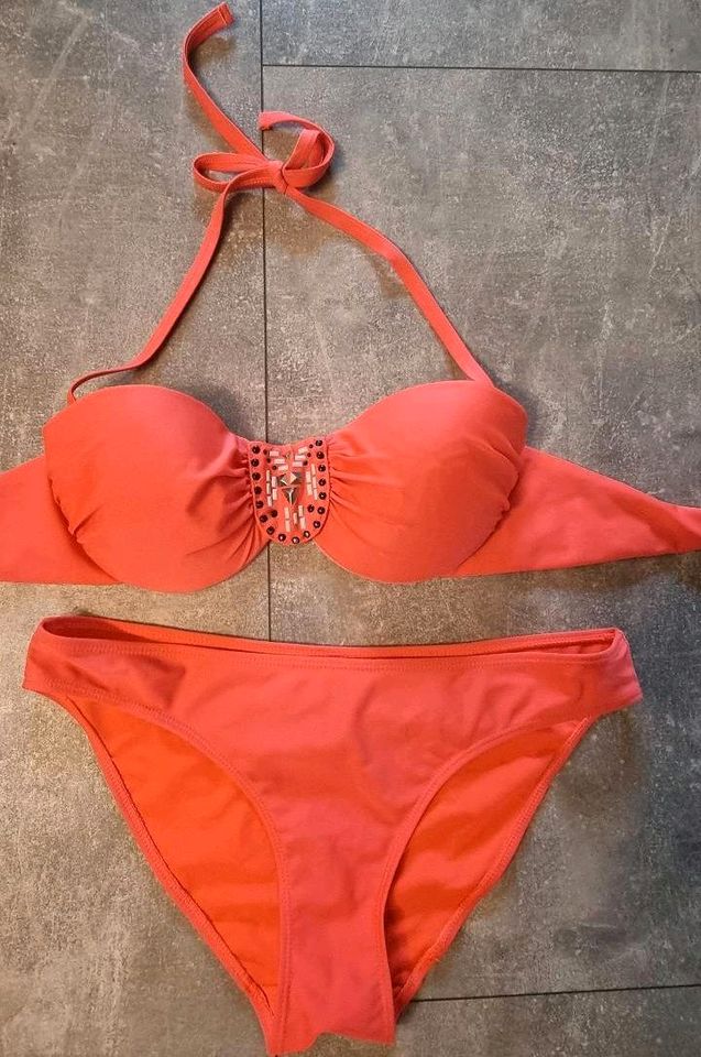 Bikini von Hunkemöller in Lichtenfels