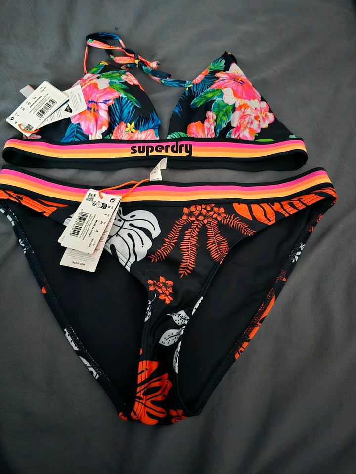 Superdry Bikini Neu Oberteil Gr.42,Unterteil Gr.40 (Box2) in Dortmund