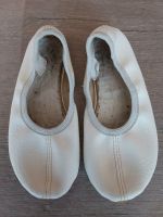 Turnschläppchen  / Gymnastikschuhe   //  Größe 31/32 Nordrhein-Westfalen - Delbrück Vorschau