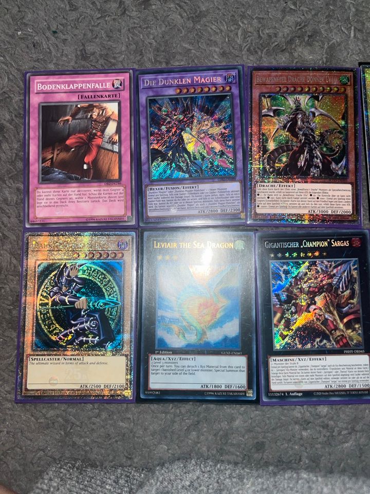 Yu-Gi-Oh Karten High Rare in Köln