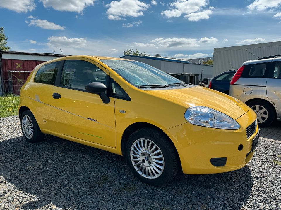 Fiat Grande Punto 1.2 Benzin Klima guter Zustand Zahnriemen neu in Wildau