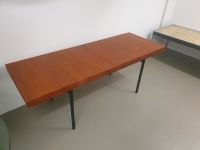 Teak Tisch Sidetable Metall vintage retro 60er 70er Frankfurt am Main - Niederursel Vorschau