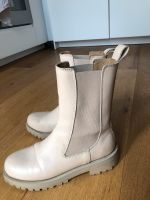 &other Stories Chelsea Boots Creme beige Stiefeletten Frankfurt am Main - Nordend Vorschau