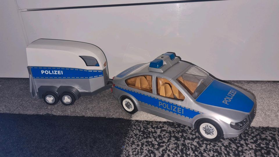 Playmobil Autos (Polizei und Porsche) in Stralsund