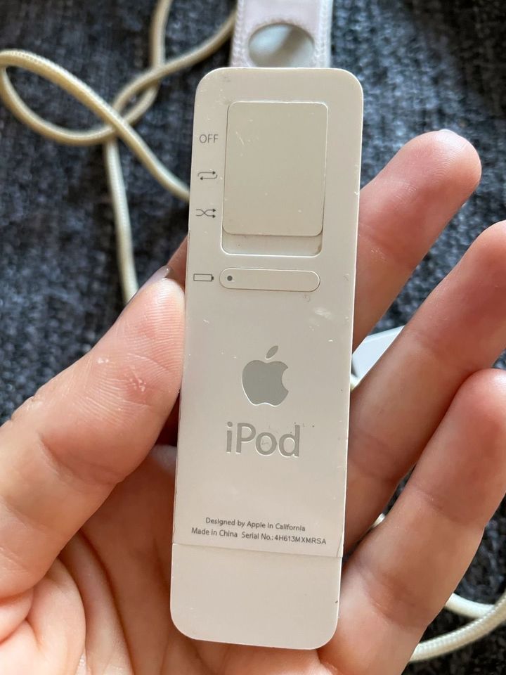 Apple iPod shuffle 1. generation 1GB in Berlin