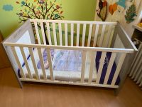 Baby-/ Kinderbett 140 x 70 cm mit Träumeland Premium Matratze Bayern - Freihung Vorschau